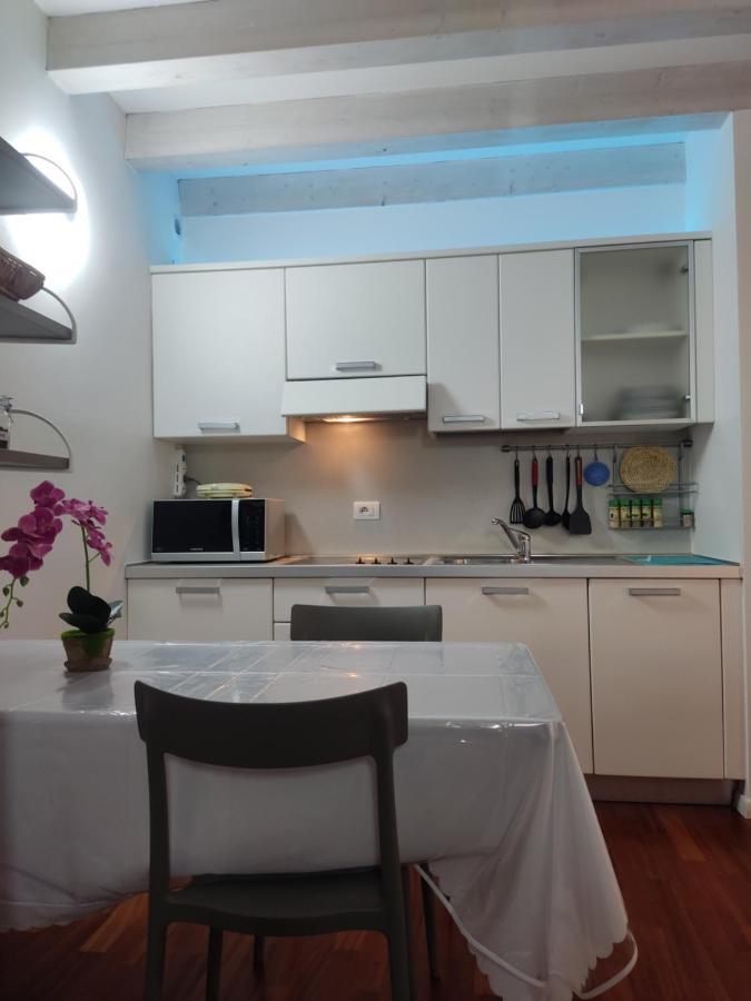 Jennifer House. Тренто Екстериор снимка